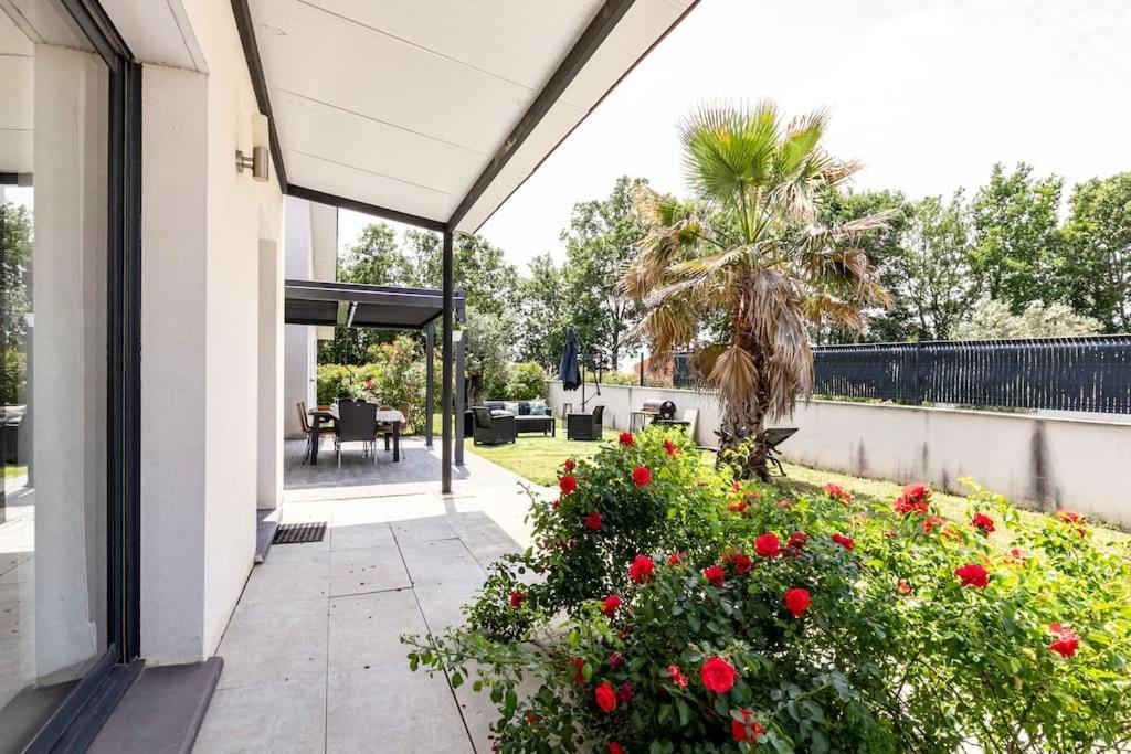 Villa Des Rives Du Tarn Avec Jacuzzi Montans Exterior photo