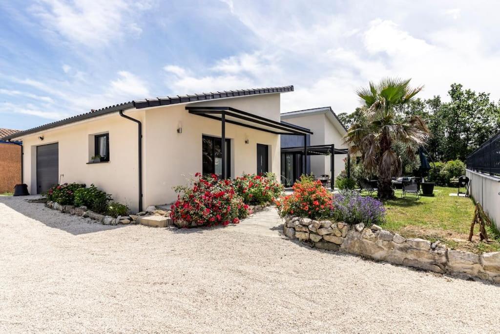 Villa Des Rives Du Tarn Avec Jacuzzi Montans Exterior photo
